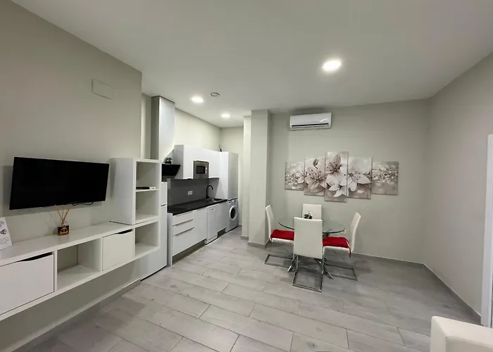 Garden City Loft 2